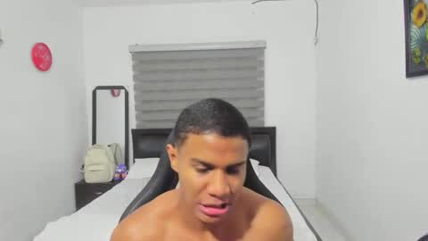 Ethan  online show from April 15, 2026, 12:28 am