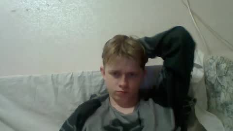 Snapshot of cosm2312 chatting on April 28, 2026, 8:25 pm Andrew online show from April 28, 2026, 8:25 pm