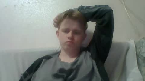 Snapshot of cosm2312 chatting on May 3, 2026, 4:57 pm Andrew online show from May 3, 2026, 4:57 pm