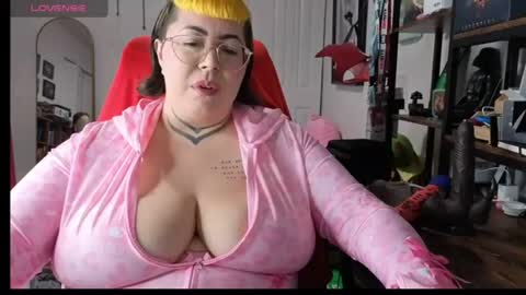 Snapshot of cosplaybruja305 chatting on July 31, 2026, 3:06 am Miss Mei online show from July 31, 2026, 3:06 am