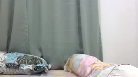 Liz Gwyneth Charlota online show from May 16, 2026, 4:17 pm