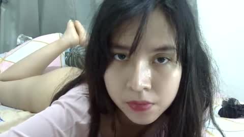 Liz Gwyneth Charlota online show from May 18, 2026, 4:24 pm