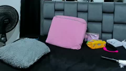 Andrea and Scott online show from March 11, 2025, 9:45 am