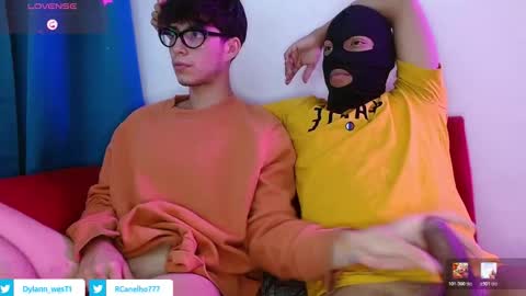 Couple hotFD online show from March 28, 2026, 5:07 am