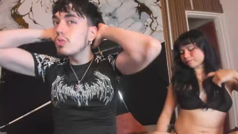 couple_in_heat_ online show from April 10, 2026, 8:24 pm