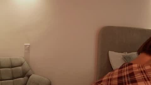 Snapshot of couple_of_your_dreams_ chatting on May 10, 2026, 12:49 am Kay online show from May 10, 2026, 12:49 am