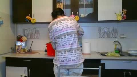 couple_p3rf3ct online show from December 30, 2024, 9:29 pm