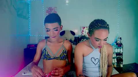 ALEXA  KIM online show from October 23, 2025, 8:51 pm