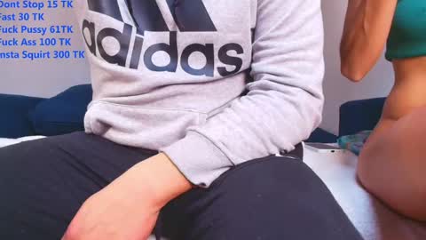 Couplelove online show from October 2, 2025, 1:51 pm