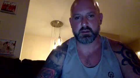 Snapshot of couplesdelight88 chatting on March 26, 2026, 2:50 am CouplesDelight88 online show from March 26, 2026, 2:50 am