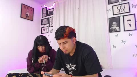 Juli and Liam online show from December 5, 2024, 8:44 am