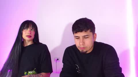 Juli and Liam online show from November 22, 2025, 5:06 am