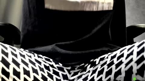 Snapshot of courtney_luv chatting on October 25, 2025, 11:40 am Im Courtney Nice to meet youFollow meInstagram courtneyluv778 online show from October 25, 2025, 11:40 am