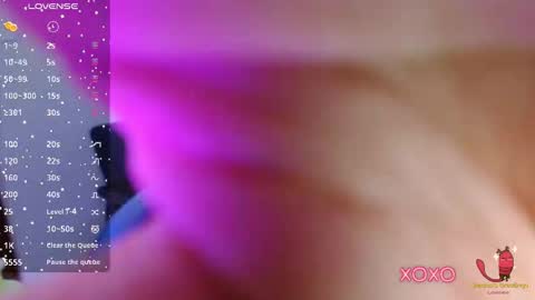 Snapshot of courtney_ss chatting on October 24, 2025, 10:06 pm Courtney online show from October 24, 2025, 10:06 pm