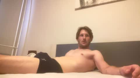 Snapshot of cowen_24 chatting on July 6, 2026, 11:40 am cowen_24 online show from July 6, 2026, 11:40 am