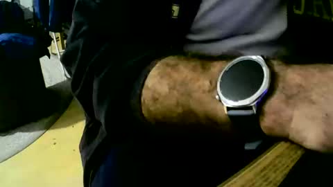 coyote017 online show from November 2, 2025, 8:17 am