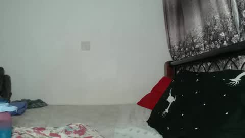 Snapshot of cozy_dion chatting on April 16, 2026, 6:52 pm Erykah online show from April 16, 2026, 6:52 pm