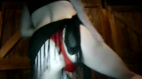 Snapshot of crackiee13 chatting on December 1, 2025, 9:47 am KellyFemboy online show from December 1, 2025, 9:47 am