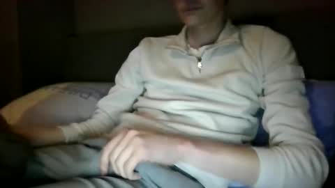 Snapshot of crackiee13 chatting on March 29, 2026, 5:57 pm KellyFemboy online show from March 29, 2026, 5:57 pm