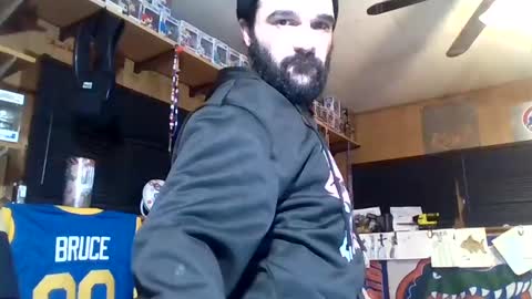 Snapshot of craveitoften chatting on January 11, 2025, 6:35 am craveitoften online show from January 11, 2025, 6:35 am