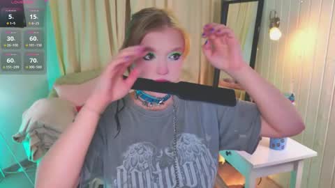 Sonya online show from April 11, 2026, 10:47 pm