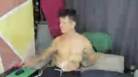 crazy_acouple_donpillo online show from August 9, 2026, 2:46 am