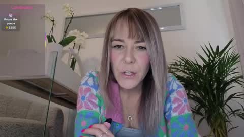 Snapshot of crazy_ass_stacy chatting on June 6, 2026, 1:16 pm Stacy 2pm to 6pm mon-fri 3 CAT online show from June 6, 2026, 1:16 pm