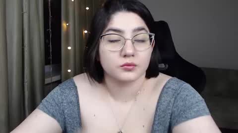 Snapshot of crazy_bunya chatting on December 21, 2025, 1:29 pm Crazy Bunya online show from December 21, 2025, 1:29 pm