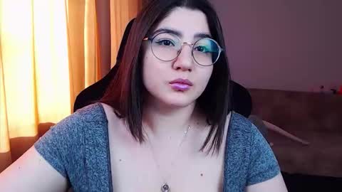 Snapshot of crazy_bunya chatting on May 10, 2026, 1:27 pm Crazy Bunya online show from May 10, 2026, 1:27 pm