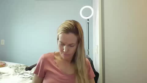 Anny online show from February 27, 2026, 10:48 am