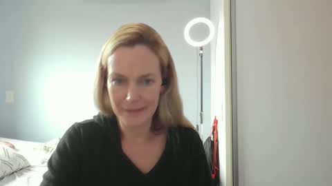 Anny online show from March 13, 2026, 5:19 pm