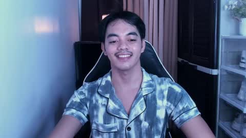 Snapshot of crazyasiancum chatting on December 12, 2024, 10:45 am Zion online show from December 12, 2024, 10:45 am