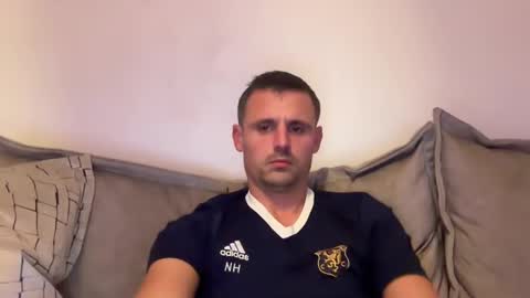 Snapshot of crazynicky chatting on December 10, 2024, 5:11 pm Nicky online show from December 10, 2024, 5:11 pm