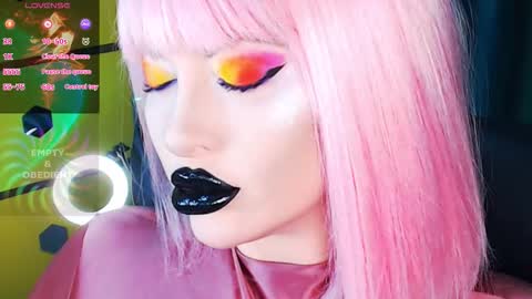 Roxy online show from September 11, 2025, 3:12 pm