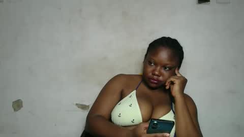 Snapshot of crazyslut17 chatting on September 11, 2025, 8:09 pm crazyslut17 online show from September 11, 2025, 8:09 pm