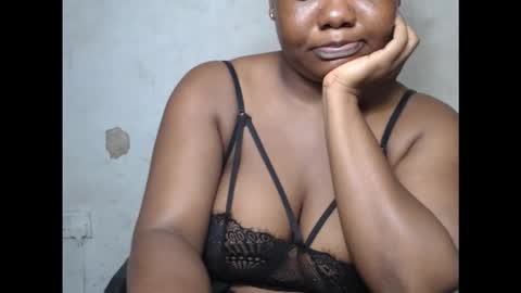 Snapshot of crazyslut17 chatting on October 10, 2025, 8:19 pm crazyslut17 online show from October 10, 2025, 8:19 pm