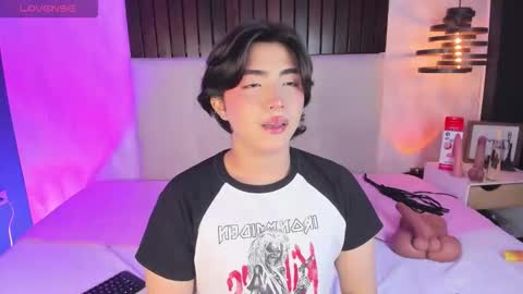 creamy_angelo online show from January 8, 2026, 3:53 am