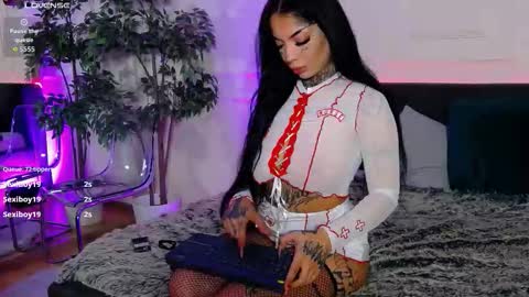 Sophie online show from November 4, 2025, 6:45 am