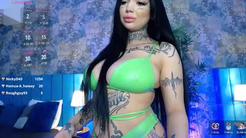 Snapshot of creamyinkk chatting on February 15, 2026, 7:51 am Sophie online show from February 15, 2026, 7:51 am