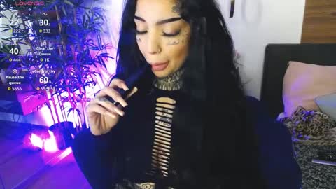 Sophie online show from April 5, 2026, 7:16 am