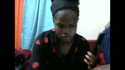 Snapshot of creamymomma chatting on December 28, 2024, 5:46 pm verah online show from December 28, 2024, 5:46 pm