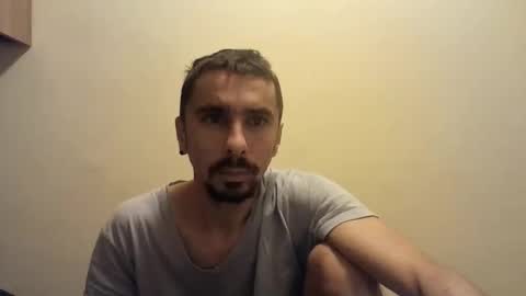 creativexx2 online show from January 12, 2026, 4:39 am