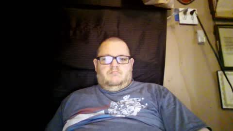 Snapshot of creeeping_death chatting on December 31, 2024, 6:24 pm The hopeless romantic online show from December 31, 2024, 6:24 pm