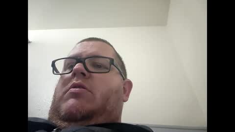 Snapshot of creeeping_death chatting on January 15, 2025, 3:22 am The hopeless romantic online show from January 15, 2025, 3:22 am