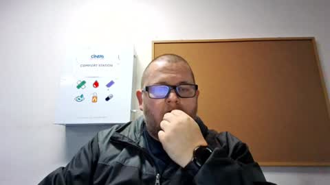 Snapshot of creeeping_death chatting on January 26, 2025, 12:37 am The hopeless romantic online show from January 26, 2025, 12:37 am