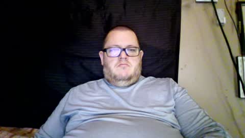 Snapshot of creeeping_death chatting on January 29, 2025, 9:17 pm The hopeless romantic online show from January 29, 2025, 9:17 pm