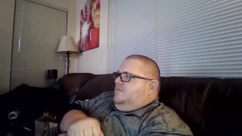 Snapshot of creeeping_death chatting on February 21, 2025, 7:45 am The hopeless romantic online show from February 21, 2025, 7:45 am