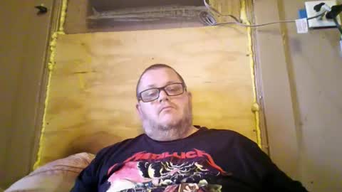 Snapshot of creeeping_death chatting on November 10, 2025, 11:04 pm The hopeless romantic online show from November 10, 2025, 11:04 pm