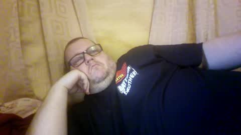 The hopeless romantic online show from April 12, 2026, 1:32 am