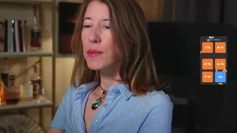 Quinn de la Creme online show from November 13, 2025, 6:51 pm